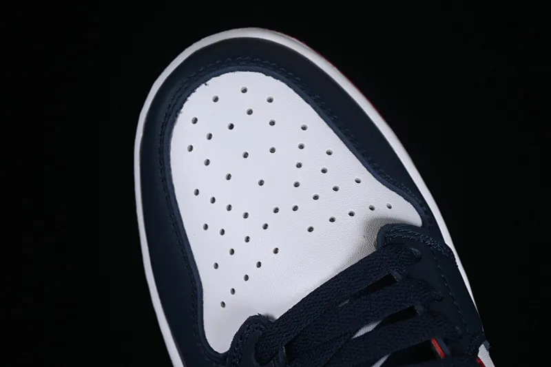 All categories Air Jordan Jordan series basketball shoes Air Jordan 1 Low G version pure original Air Jordan 1 Low Golf AJ1 Joe 1 new golf version black and white toe DD9315-113